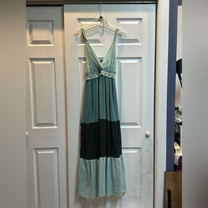 Slate & Willow- Teal Greens & Blues Tiered Spaghetti Strap Maxi Dress-size Smal